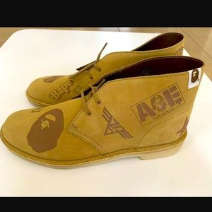 AUTHENTIC A BATHING APE BAPE x CLARKS DESERT BOOTS BEIGE NEW US 8.5